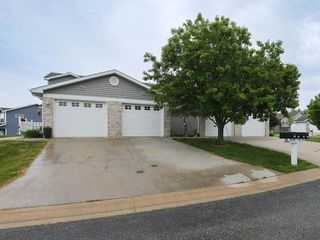 Foreclosed Home - 622 POINTE CT SW, 55902