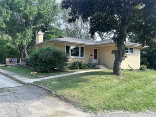 Foreclosed Home - 1340 6TH ST SE, 55904