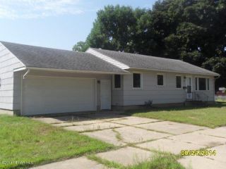 Foreclosed Home - 406 13th Ave Ne, 55912