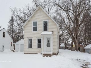 Foreclosed Home - 104 Clinton St, 55912