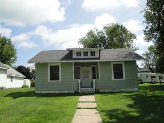 Foreclosed Home - 140 MAIN AVE S, 55939