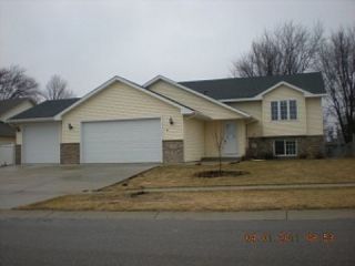 Foreclosed Home - 1109 2ND ST SE, 55944