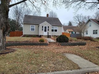 Foreclosed Home - 604 KENILWORTH AVE S, 55949