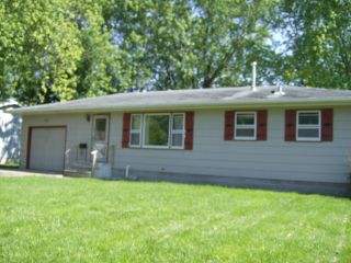 Foreclosed Home - 113 SHAMROCK DR, 56001