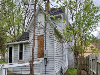 Foreclosed Home - 201 N CEDAR ST, 56011