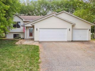 Foreclosed Home - 1021 LACY LN, 56011