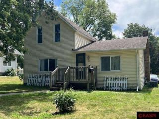 Foreclosed Home - 321 W 6TH ST, 56013