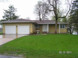 Foreclosed Home - 304 3RD AVE W, 56026