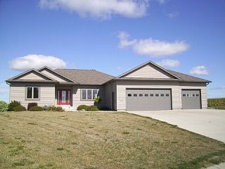 Foreclosed Home - 728 SIMPLICITY DR, 56026
