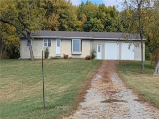 Foreclosed Home - 88846 STATE LINE RD, 56036