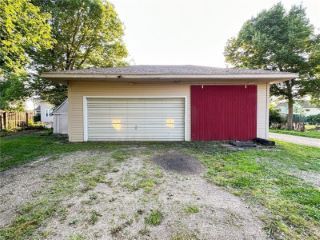 Foreclosed Home - 531 10TH ST, 56054