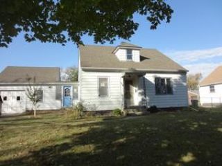 Foreclosed Home - 104 5TH ST SE, 56069