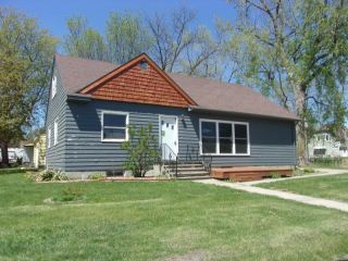 Foreclosed Home - 100 Birch St, 56072