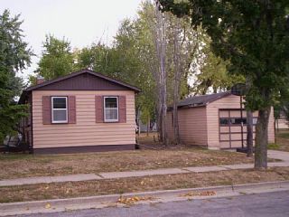 Foreclosed Home - 927 N FRANKLIN ST, 56073