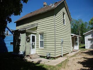 Foreclosed Home - 214 3RD ST N, 56081