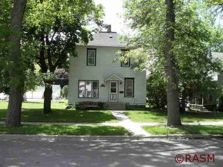 Foreclosed Home - 409 MAPLE ST SW, 56085