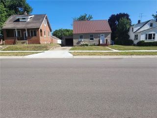 Foreclosed Home - 716 W CENTRAL ST, 56087