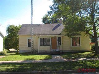 Foreclosed Home - 610 3RD AVE NE, 56093