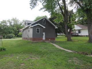 Foreclosed Home - 1006 SOUTH ST, 56143