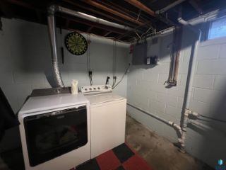 Foreclosed Home - 617 W LINCOLN ST, 56156