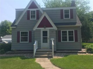 Foreclosed Home - 348 PARK ST, 56175