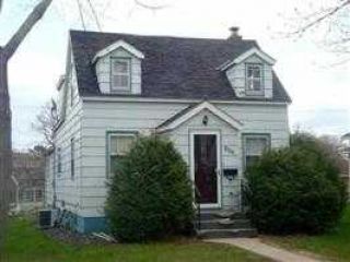 Foreclosed Home - 806 N 7TH ST, 56265