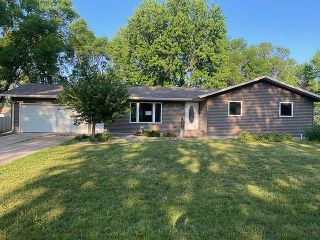 Foreclosed Home - 108 KNOLLWOOD DR, 56283