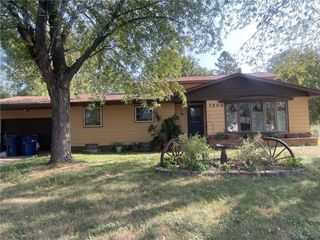 Foreclosed Home - 1204 WHITNEY DR, 56303