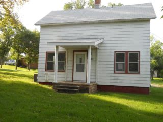 Foreclosed Home - 211 3RD ST N, 56378