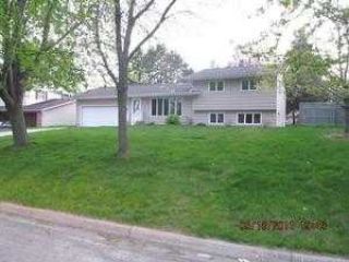 Foreclosed Home - 217 8TH AVE S, 56379