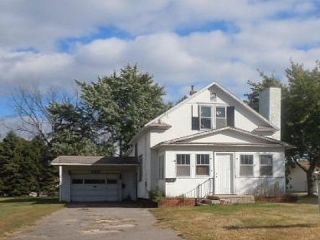 Foreclosed Home - 1114 2ND ST SE, 56482