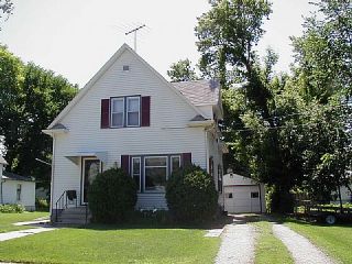 Foreclosed Home - 1015 4TH AVE N, 56560