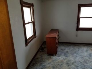 Foreclosed Home - 701 North Front Street, 56716