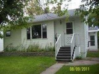 Foreclosed Home - 323 E PRAIRIE AVE, 56762