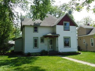 Foreclosed Home - 208 8TH ST, 57006