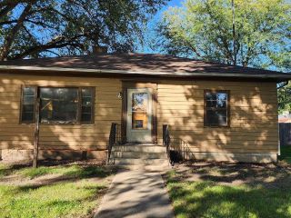 Foreclosed Home - 713 S WALNUT ST, 57029