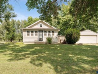 Foreclosed Home - 47396 273RD ST, 57032
