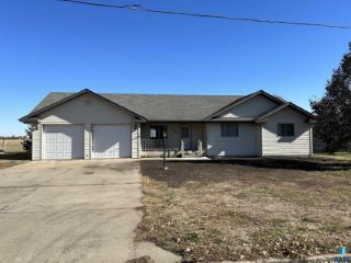 Foreclosed Home - 202 S CHERRY AVE, 57043