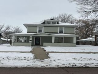 Foreclosed Home - 114 N YALE ST, 57069
