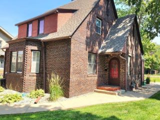 Foreclosed Home - 209 N YALE ST, 57069