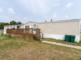Foreclosed Home - 2903 N FIERO PL, 57104