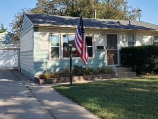 Foreclosed Home - 908 N WILLIAMS AVE, 57104