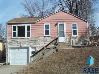 Foreclosed Home - 1304 E 22ND ST, 57105