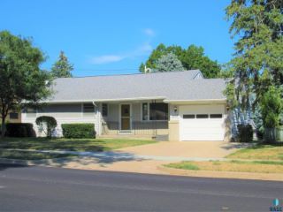 Foreclosed Home - 2112 S WESTERN AVE, 57105