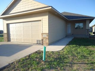 Foreclosed Home - 7500 W FLOWERFIELDS PL, 57106