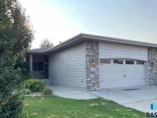 Foreclosed Home - 9305 W 32ND ST, 57106