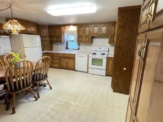 Foreclosed Home - 46835 W HIGHWAY 38, 57107
