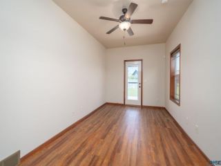 Foreclosed Home - 5004 E 62ND ST, 57108