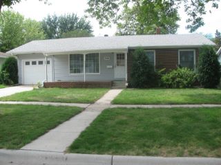 Foreclosed Home - 906 S VIOLA ST, 57252