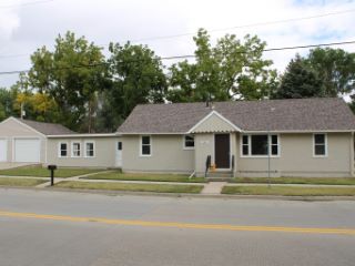 Foreclosed Home - 330 S FOSTER ST, 57301